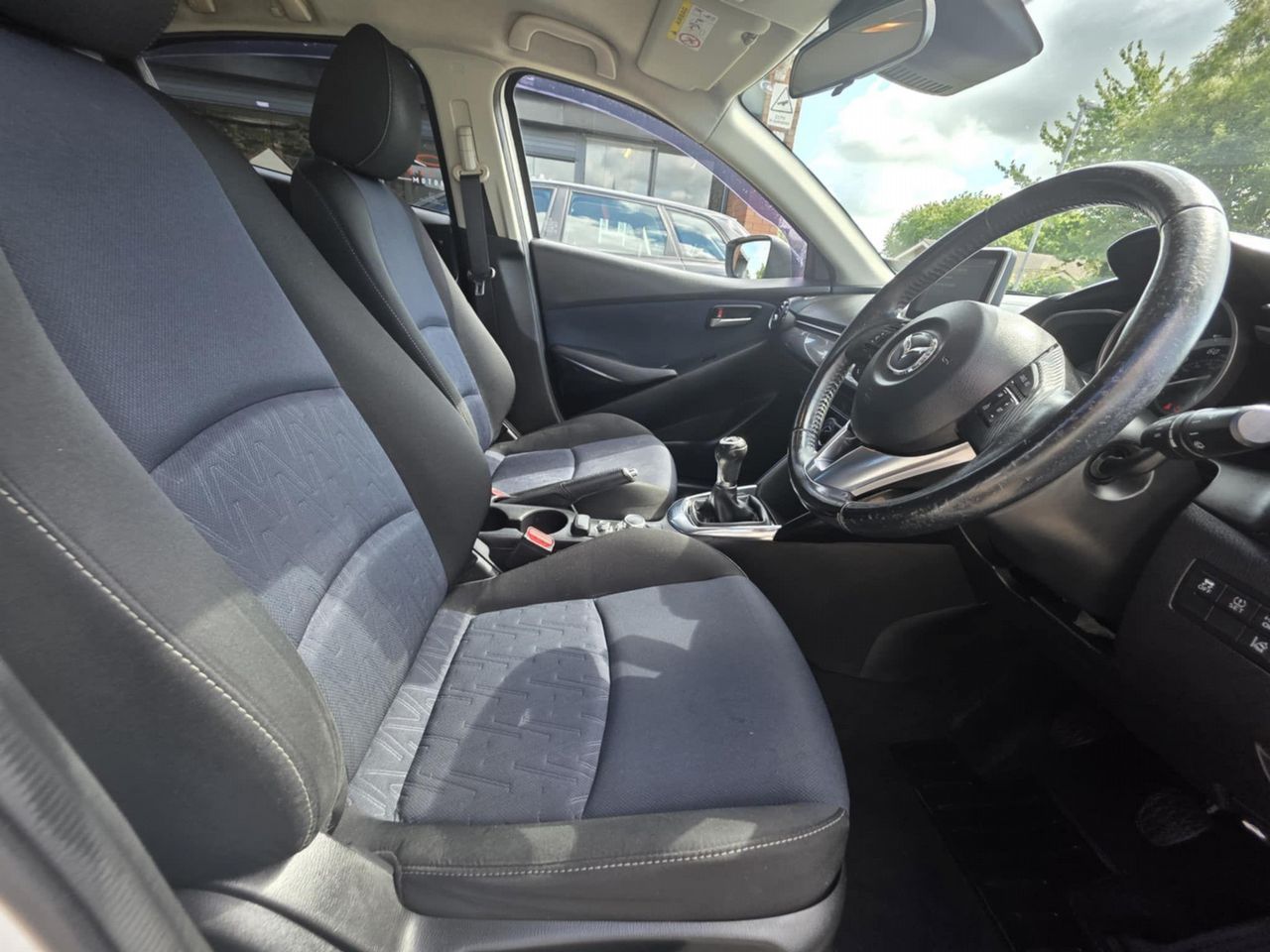 Mazda Mazda2 1.5 SKYACTIV-G Sport Black Euro 6 (s/s) 5dr - Picture 18 of 22