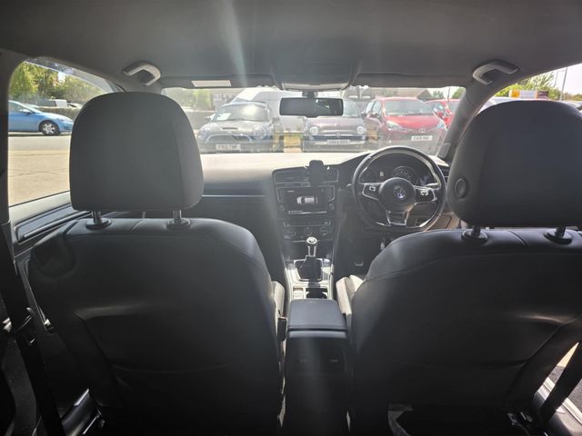 Volkswagen Golf 2.0 TDI BlueMotion Tech GTD Euro 6 (s/s) 3dr (2014) - Picture 19