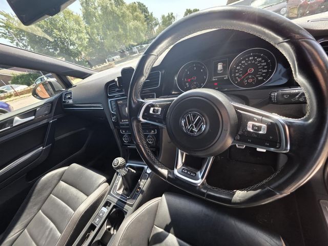 Volkswagen Golf 2.0 TDI BlueMotion Tech GTD Euro 6 (s/s) 3dr (2014) - Picture 23