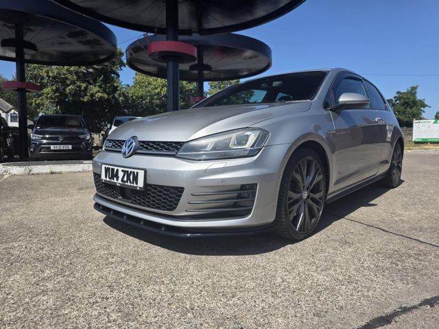 Volkswagen Golf 2.0 TDI BlueMotion Tech GTD Euro 6 (s/s) 3dr (2014) - Picture 3