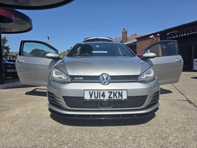 Volkswagen Golf 2.0 TDI BlueMotion Tech GTD Euro 6 (s/s) 3dr (2014) - Picture 8