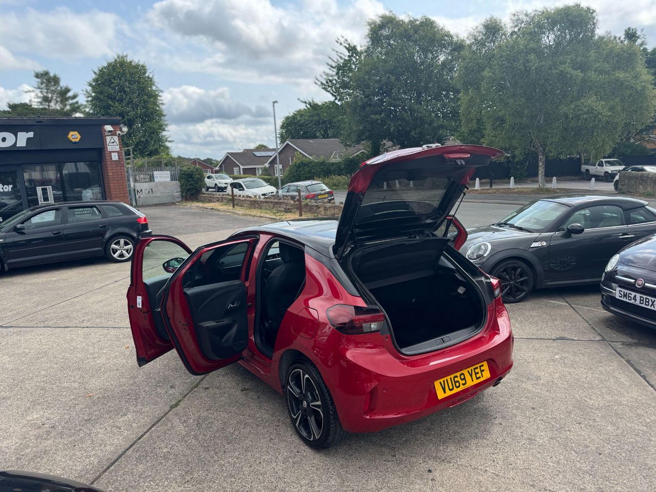 Vauxhall Corsa 1.2 Turbo Elite Nav Premium Euro 6 (s/s) 5dr - Picture 11 of 23