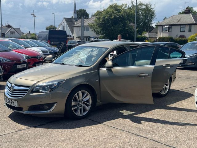 Vauxhall Insignia 2.0 CDTi ecoFLEX SRi Nav Euro 5 (s/s) 5dr (2015) - Picture 10