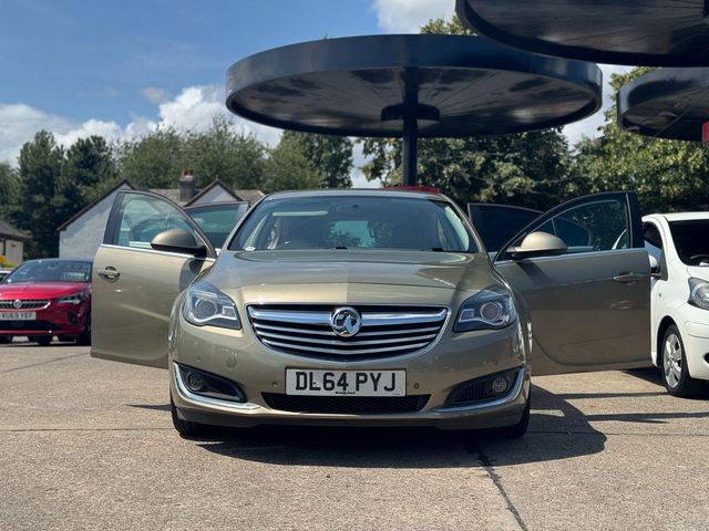 Vauxhall Insignia 2.0 CDTi ecoFLEX SRi Nav Euro 5 (s/s) 5dr (2015) - Picture 2