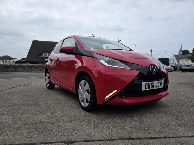 2017 Toyota AYGO 1.0 VVT-i x-play Euro 6 5dr