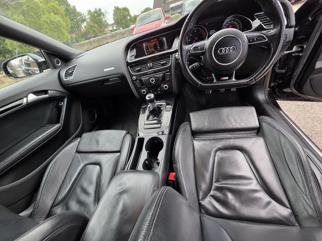 Audi A5 2.0 TDI Black Edition quattro Euro 5 (s/s) 2dr (2014) - Picture 16