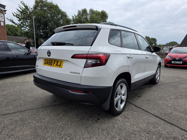Skoda Karoq 1.6 TDI SE Euro 6 (s/s) 5dr (2018) - Picture 16