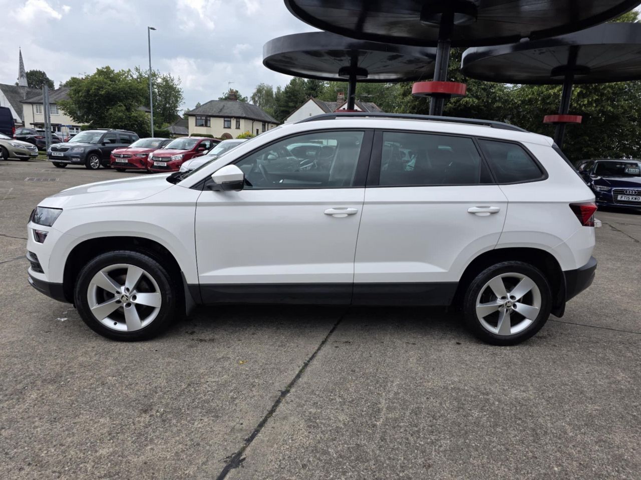 Skoda Karoq 1.6 TDI SE Euro 6 (s/s) 5dr - Picture 13 of 23