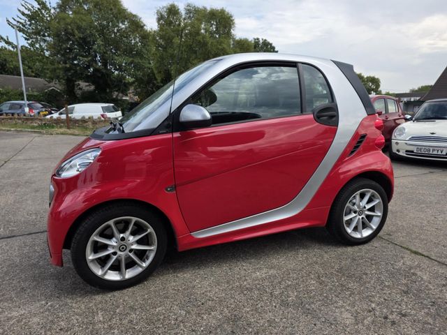 Smart fortwo 1.0 MHD Passion SoftTouch Euro 5 (s/s) 2dr (2013) - Picture 10