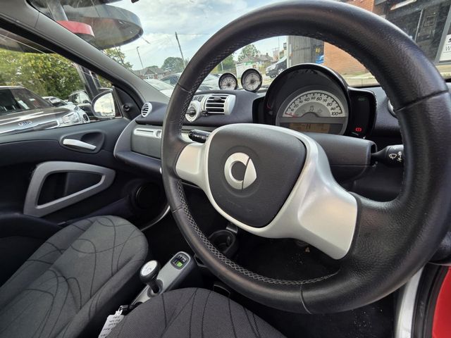 Smart fortwo 1.0 MHD Passion SoftTouch Euro 5 (s/s) 2dr (2013) - Picture 18