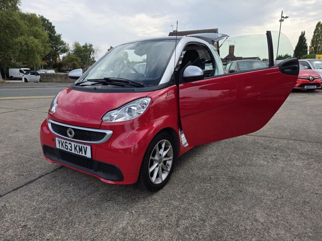 Smart fortwo 1.0 MHD Passion SoftTouch Euro 5 (s/s) 2dr (2013) - Picture 3