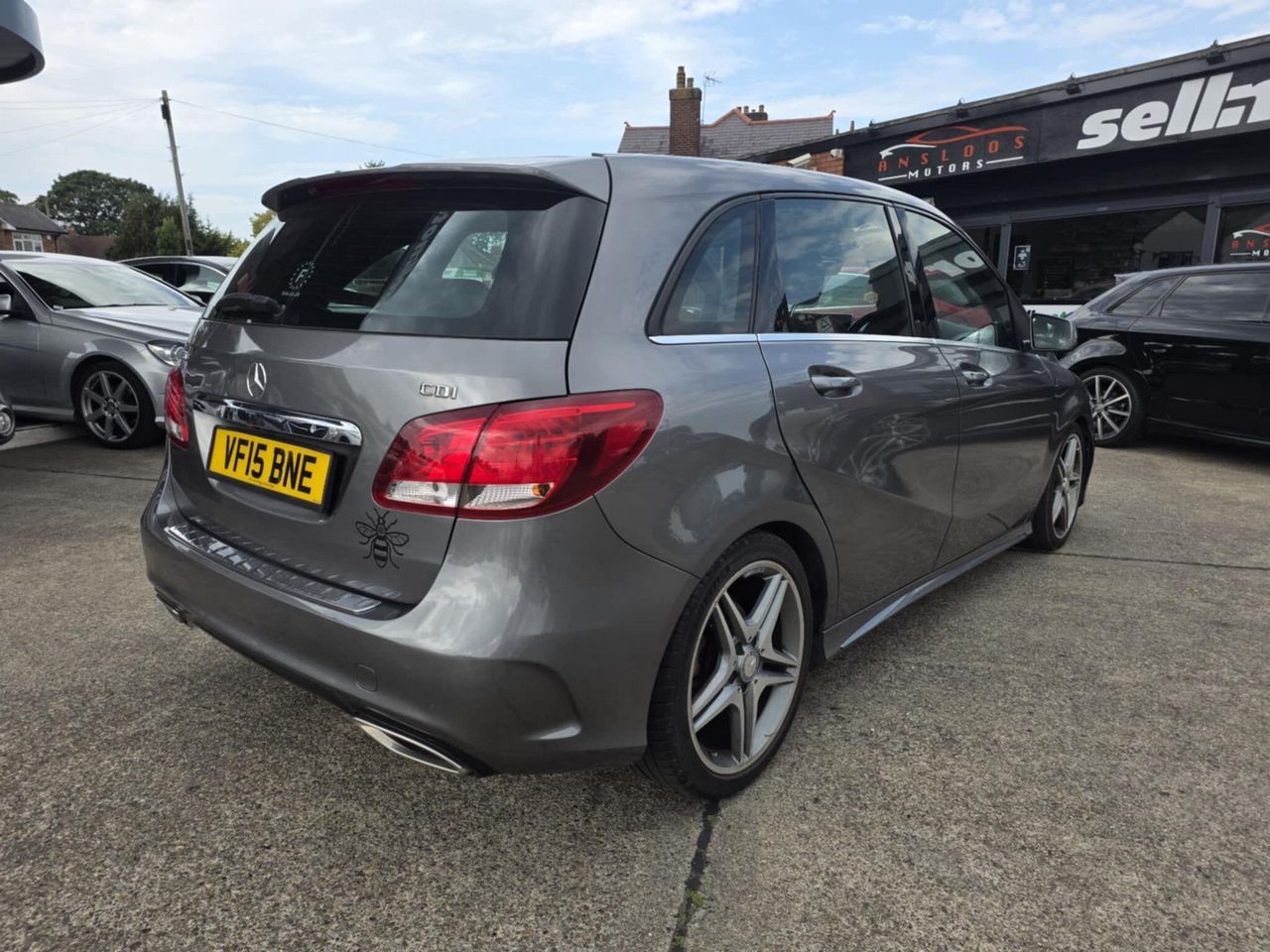 Mercedes-Benz B Class 1.5 B180 CDI AMG Line Euro 6 (s/s) 5dr - Picture 13 of 19