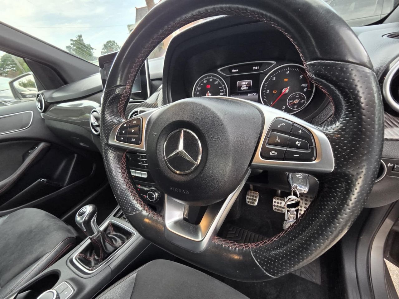 Mercedes-Benz B Class 1.5 B180 CDI AMG Line Euro 6 (s/s) 5dr - Picture 18 of 19