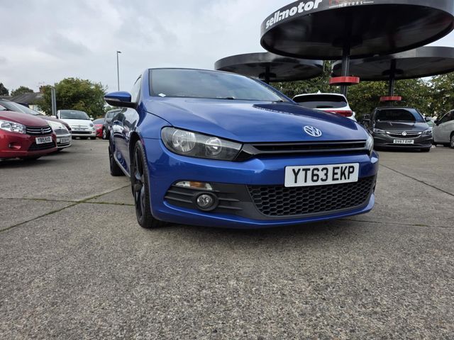Volkswagen Scirocco 2.0 TDI BlueMotion Tech DSG Euro 5 (s/s) 3dr (Nav) (2013) - Picture 6