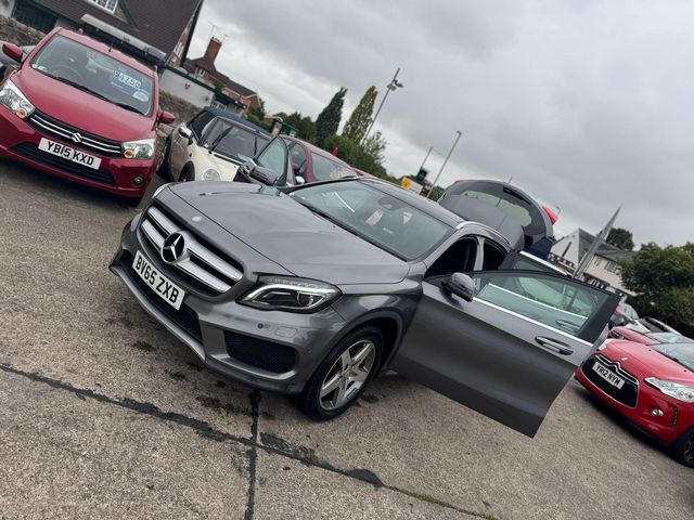 Mercedes-Benz GLA 2.1 GLA220d AMG Line (Premium Plus) 7G-DCT 4MATIC Euro 6 (s/s) 5dr (2015) - Picture 18