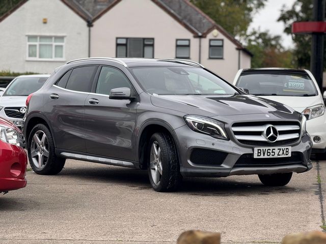 Mercedes-Benz GLA 2.1 GLA220d AMG Line (Premium Plus) 7G-DCT 4MATIC Euro 6 (s/s) 5dr (2015) - Picture 20