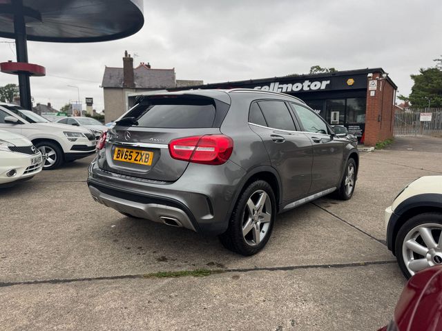 Mercedes-Benz GLA 2.1 GLA220d AMG Line (Premium Plus) 7G-DCT 4MATIC Euro 6 (s/s) 5dr (2015) - Picture 7