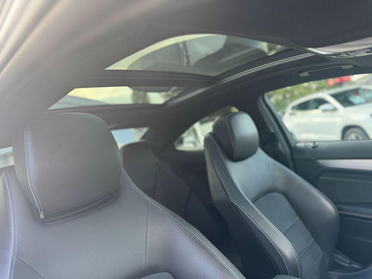 Mercedes-Benz C Class 2.1 C220 CDI AMG Sport Edition G-Tronic+ Euro 5 (s/s) 2dr - Picture 16 of 20