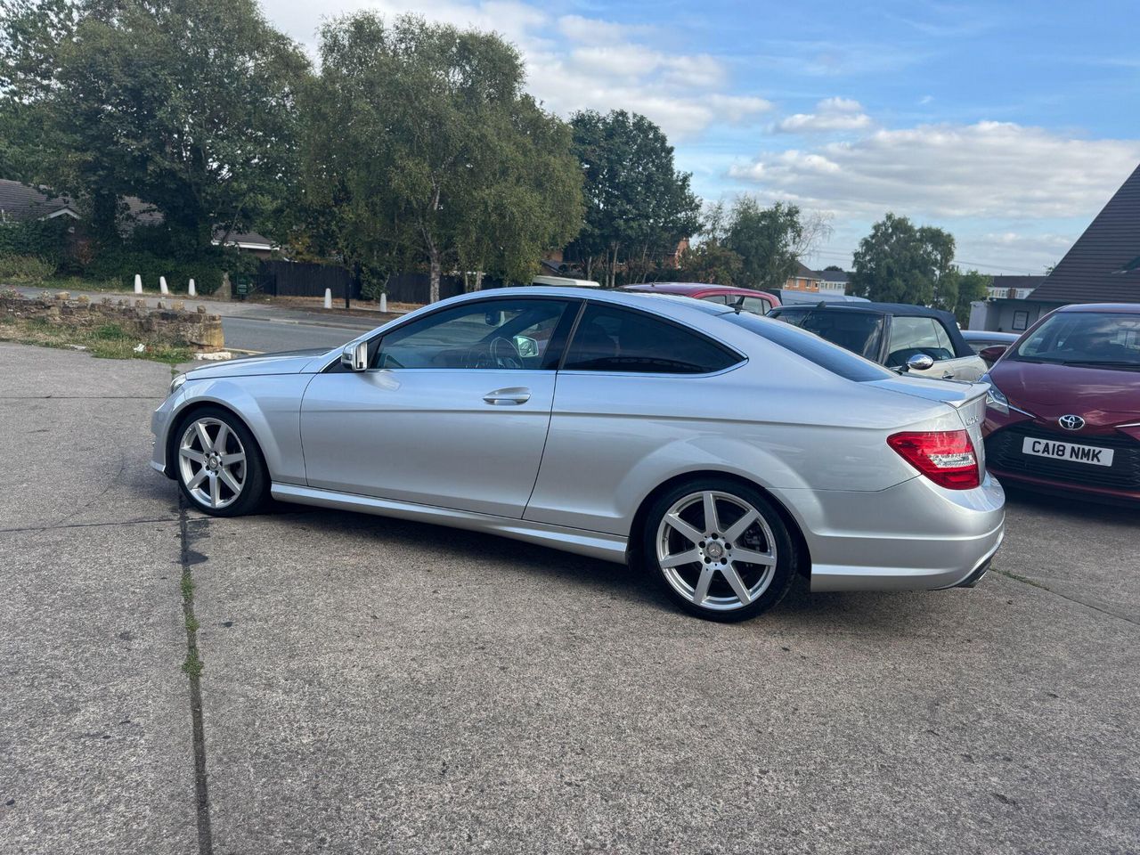 Mercedes-Benz C Class 2.1 C220 CDI AMG Sport Edition G-Tronic+ Euro 5 (s/s) 2dr - Picture 4 of 20
