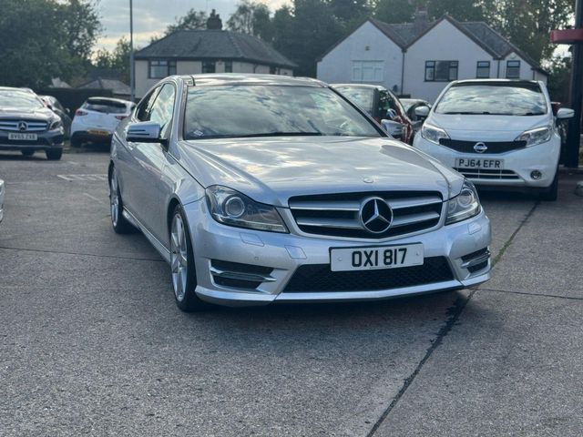 Mercedes-Benz C Class 2.1 C220 CDI AMG Sport Edition G-Tronic+ Euro 5 (s/s) 2dr (2015) - Picture 6