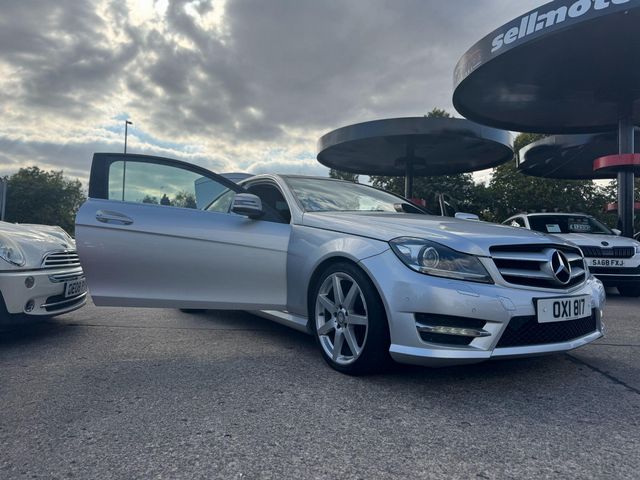 Mercedes-Benz C Class 2.1 C220 CDI AMG Sport Edition G-Tronic+ Euro 5 (s/s) 2dr (2015) - Picture 7
