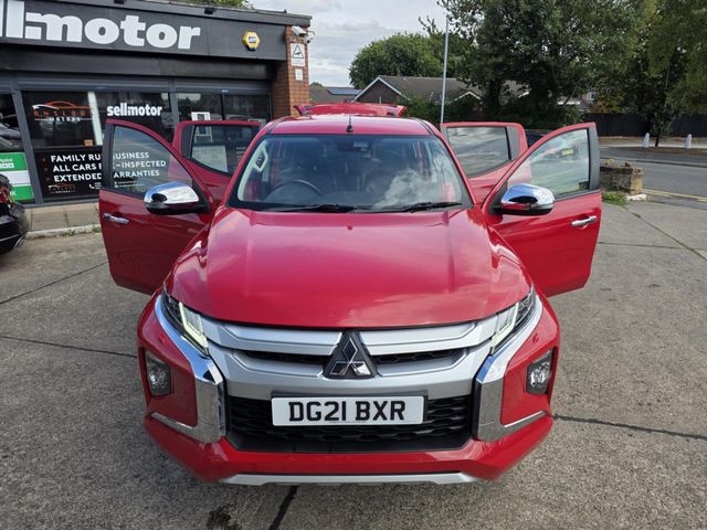 Mitsubishi L200 2.2 DI-D DC Barbarian 4WD Euro 6 (s/s) 4dr (2021) - Picture 2