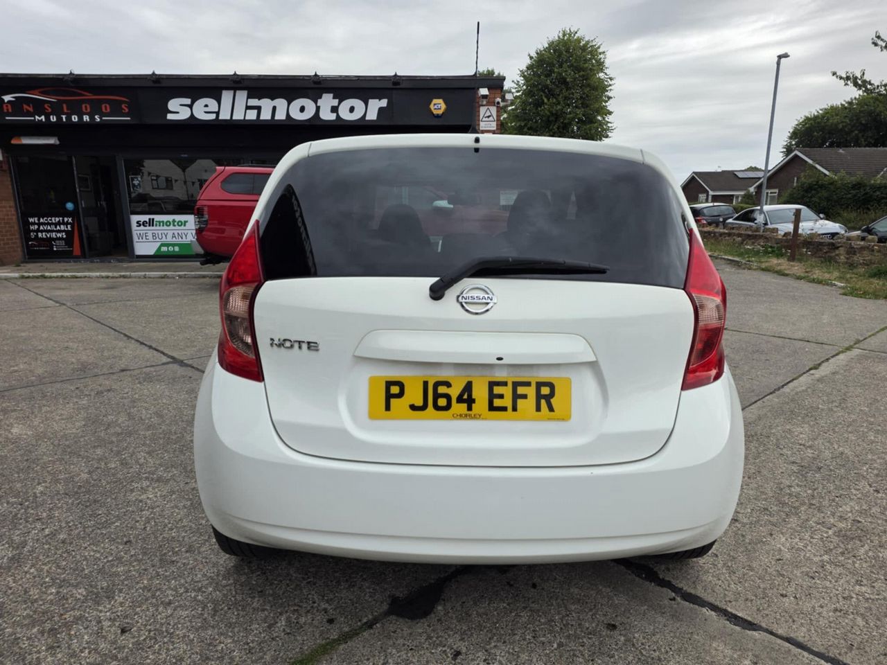 Nissan Note 1.2 12V Acenta Premium Euro 5 (s/s) 5dr - Picture 12 of 21