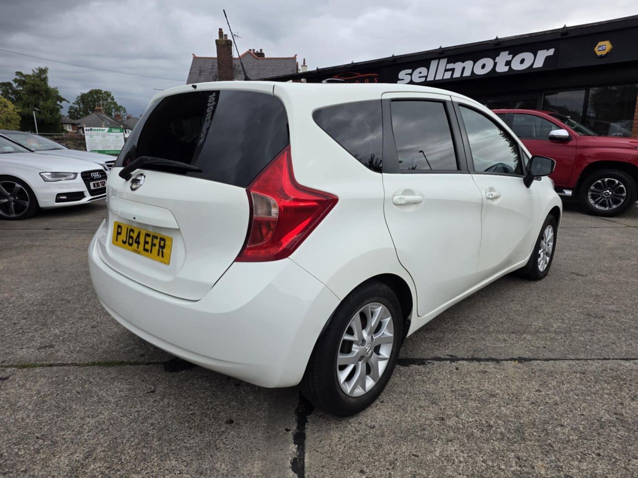 Nissan Note 1.2 12V Acenta Premium Euro 5 (s/s) 5dr - Picture 15 of 21