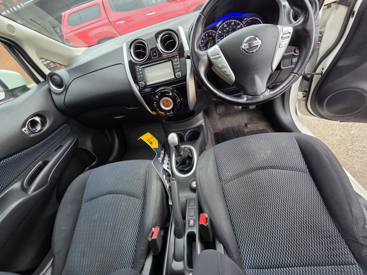 Nissan Note 1.2 12V Acenta Premium Euro 5 (s/s) 5dr - Picture 16 of 21