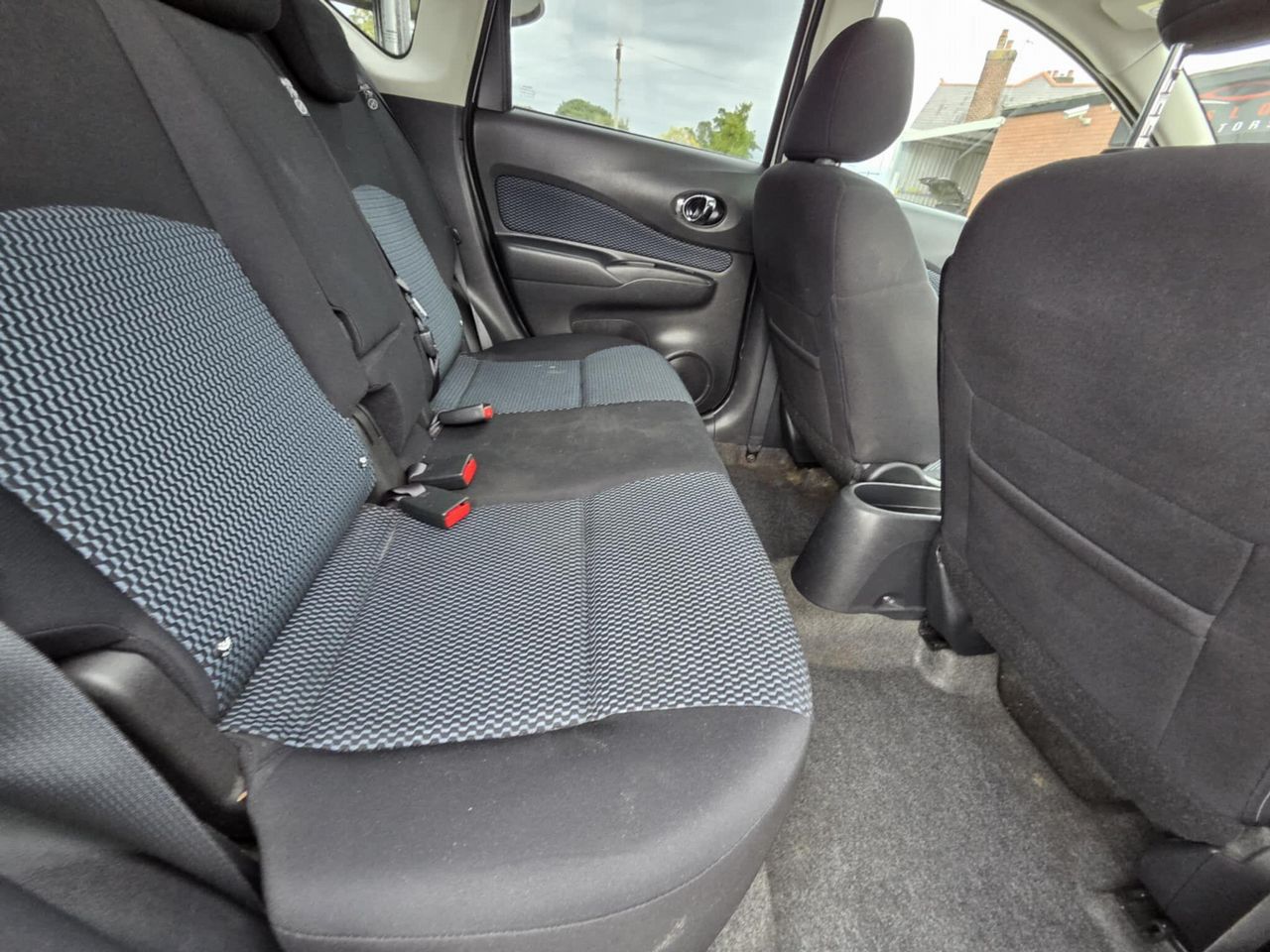 Nissan Note 1.2 12V Acenta Premium Euro 5 (s/s) 5dr - Picture 18 of 21