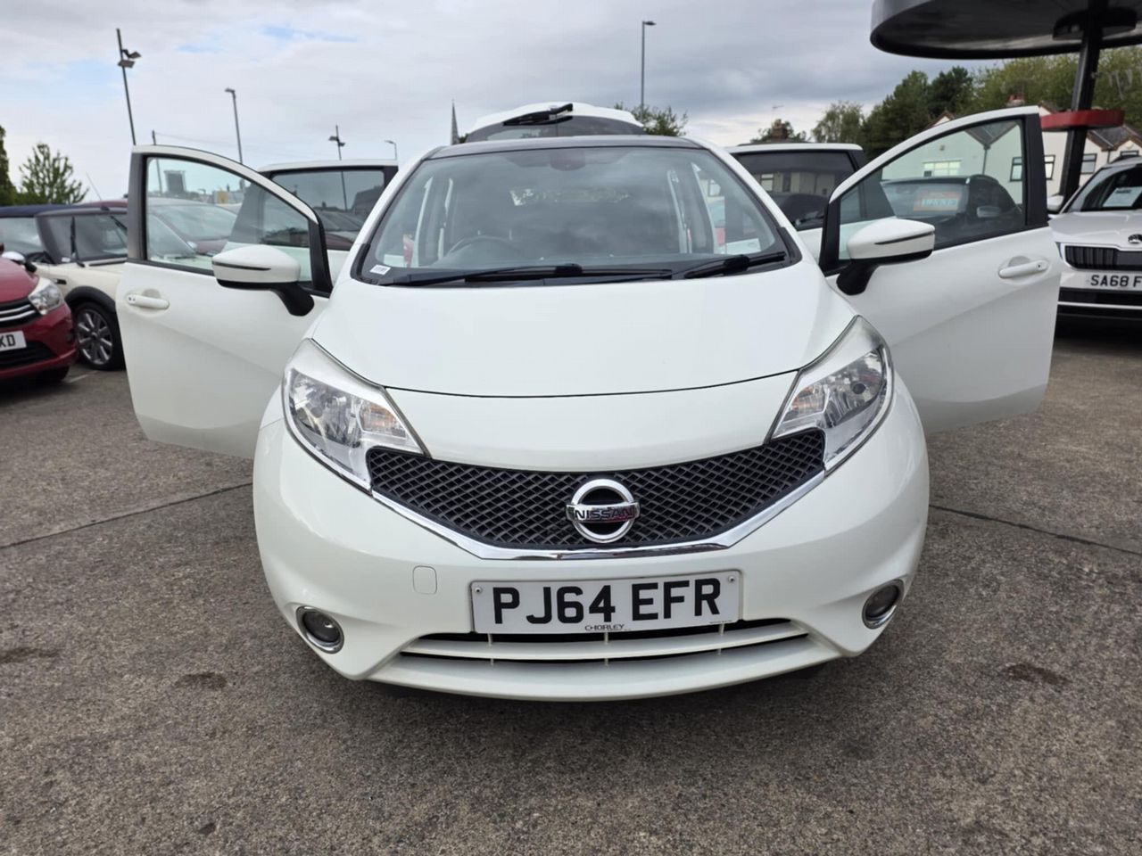Nissan Note 1.2 12V Acenta Premium Euro 5 (s/s) 5dr - Picture 6 of 21