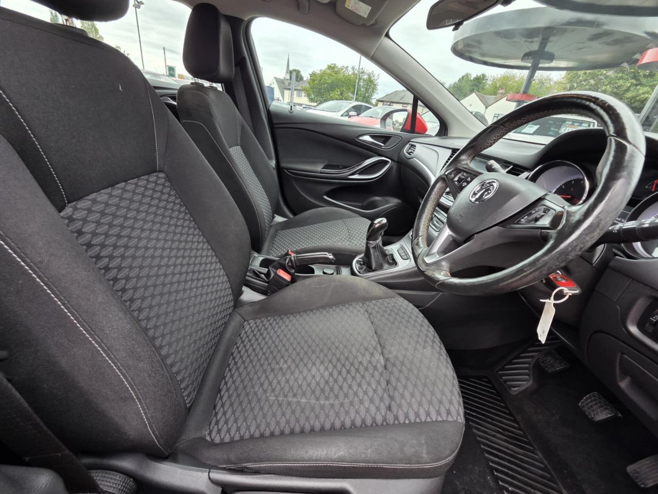 Vauxhall Astra 1.4i Energy Euro 6 5dr - Picture 15 of 20