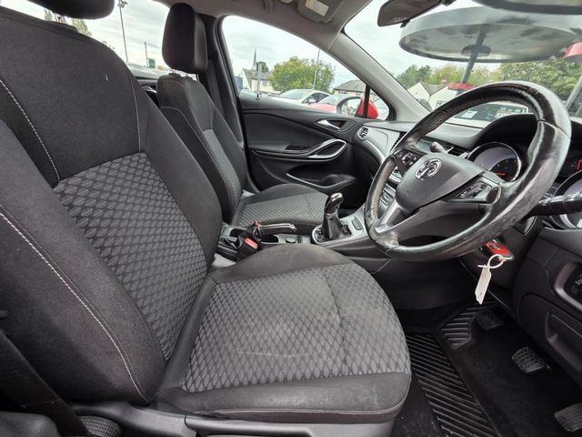 Vauxhall Astra 1.4i Energy Euro 6 5dr (2016) - Picture 15