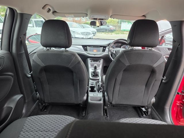 Vauxhall Astra 1.4i Energy Euro 6 5dr (2016) - Picture 17
