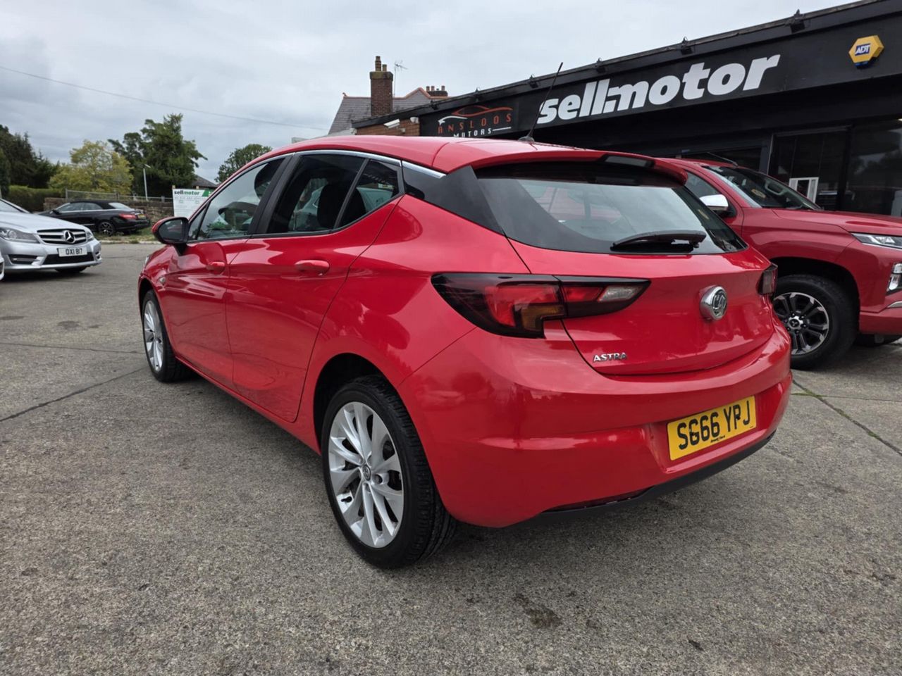 Vauxhall Astra 1.4i Energy Euro 6 5dr - Picture 4 of 20