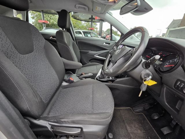 Vauxhall Crossland X 1.6 Turbo D ecoTEC SE Nav Euro 6 (s/s) 5dr (2018) - Picture 17