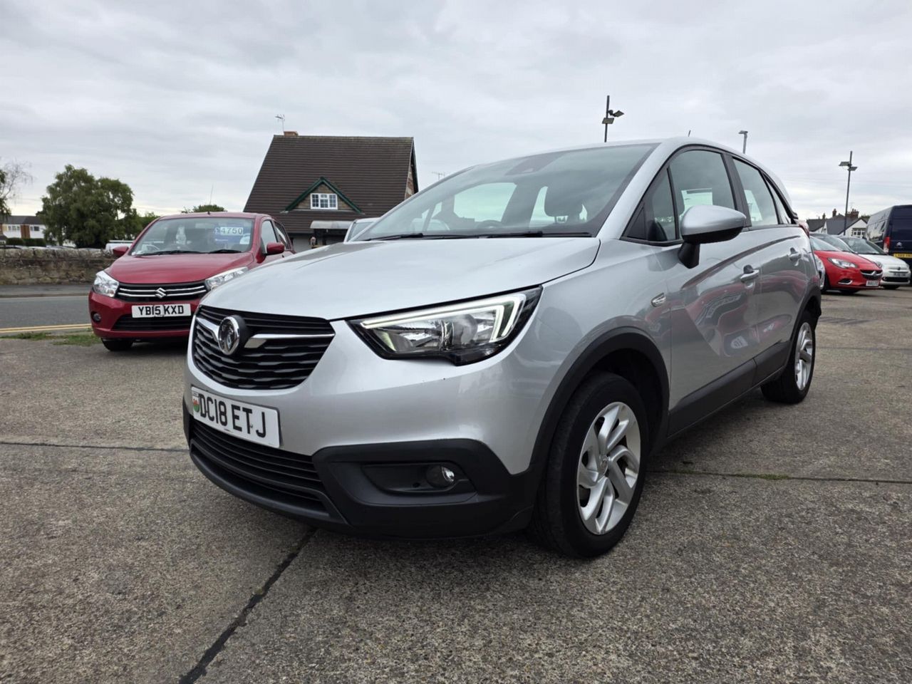 Vauxhall Crossland X 1.6 Turbo D ecoTEC SE Nav Euro 6 (s/s) 5dr - Picture 3 of 21