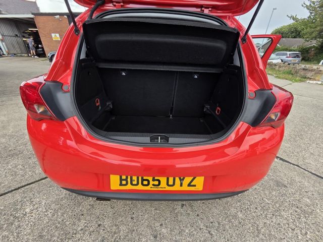 Vauxhall Corsa 1.4i Turbo ecoFLEX SRi Euro 6 (s/s) 3dr (2015) - Picture 17