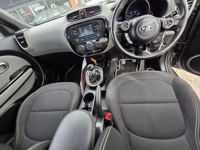 Kia Soul 1.6 GDi Connect Euro 5 5dr (2014) - Picture 13