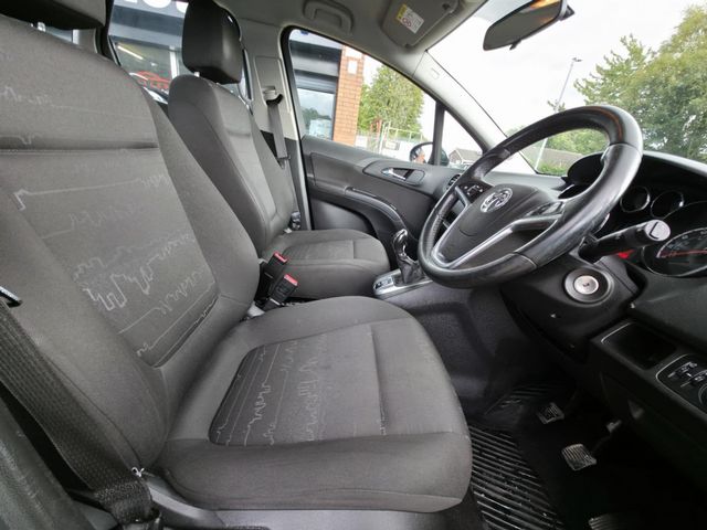 Vauxhall Meriva 1.4i Life Euro 6 5dr (2016) - Picture 15