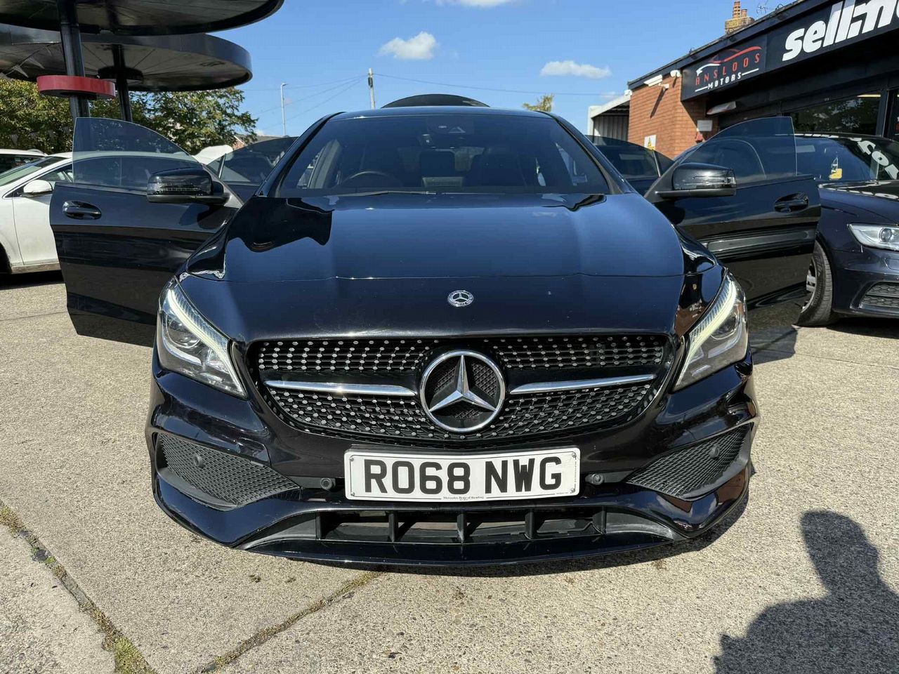 Mercedes-Benz CLA 2.1 CLA220d AMG Line Night Edition (Plus) Coupe 7G-DCT Euro 6 (s/s) 4dr - Picture 5 of 12