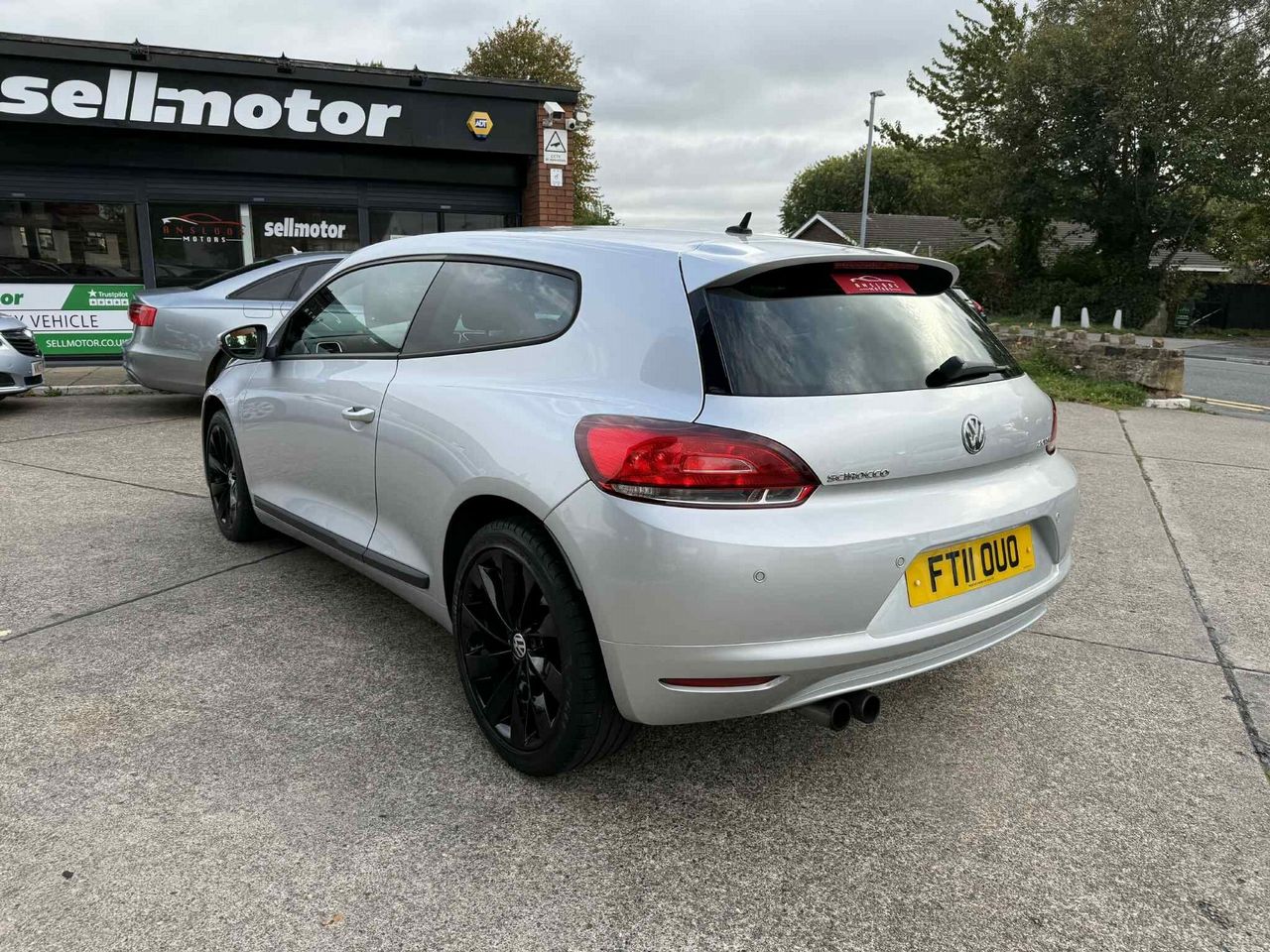 Volkswagen Scirocco 2.0 TSI GT DSG Euro 5 3dr - Picture 13 of 26