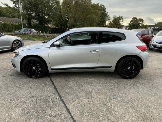 Volkswagen Scirocco 2.0 TSI GT DSG Euro 5 3dr (2011) - Picture 14