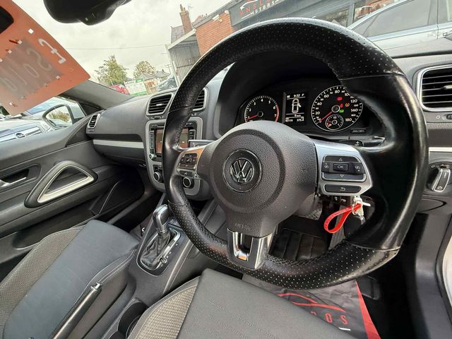 Volkswagen Scirocco 2.0 TSI GT DSG Euro 5 3dr (2011) - Picture 25