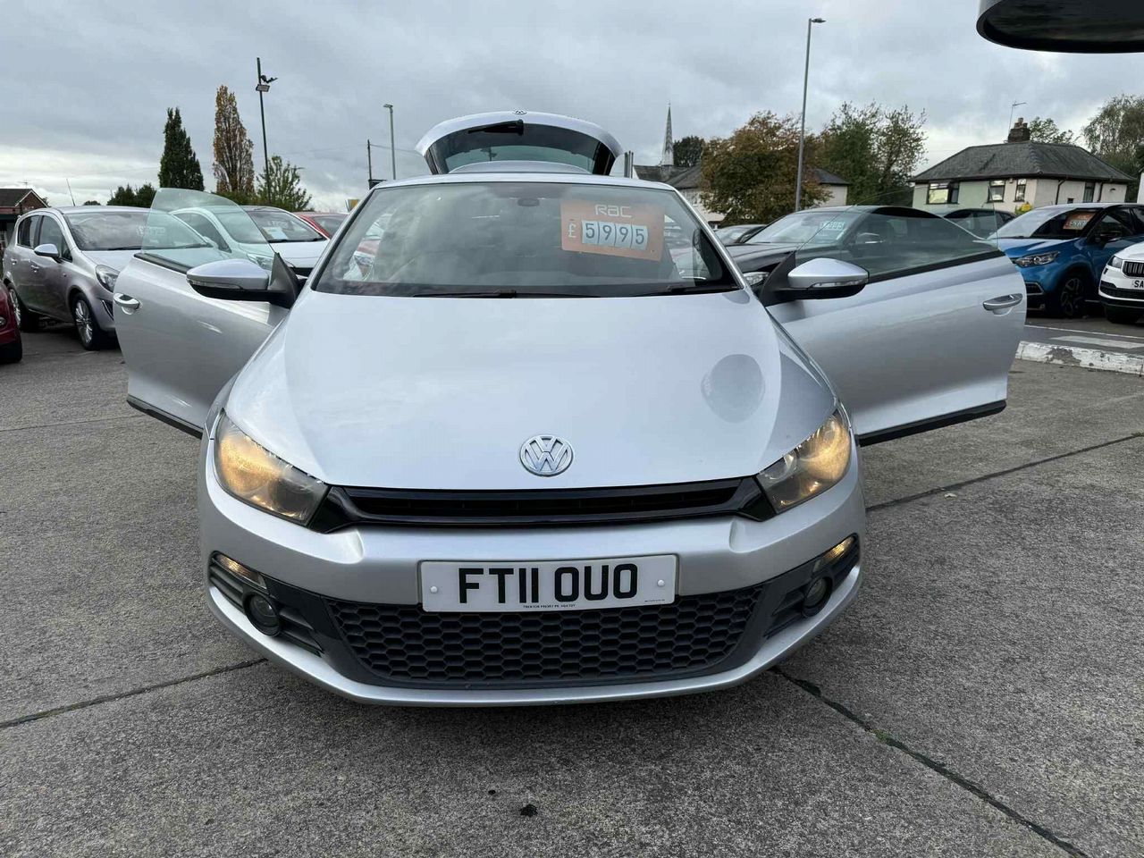 Volkswagen Scirocco 2.0 TSI GT DSG Euro 5 3dr - Picture 8 of 26