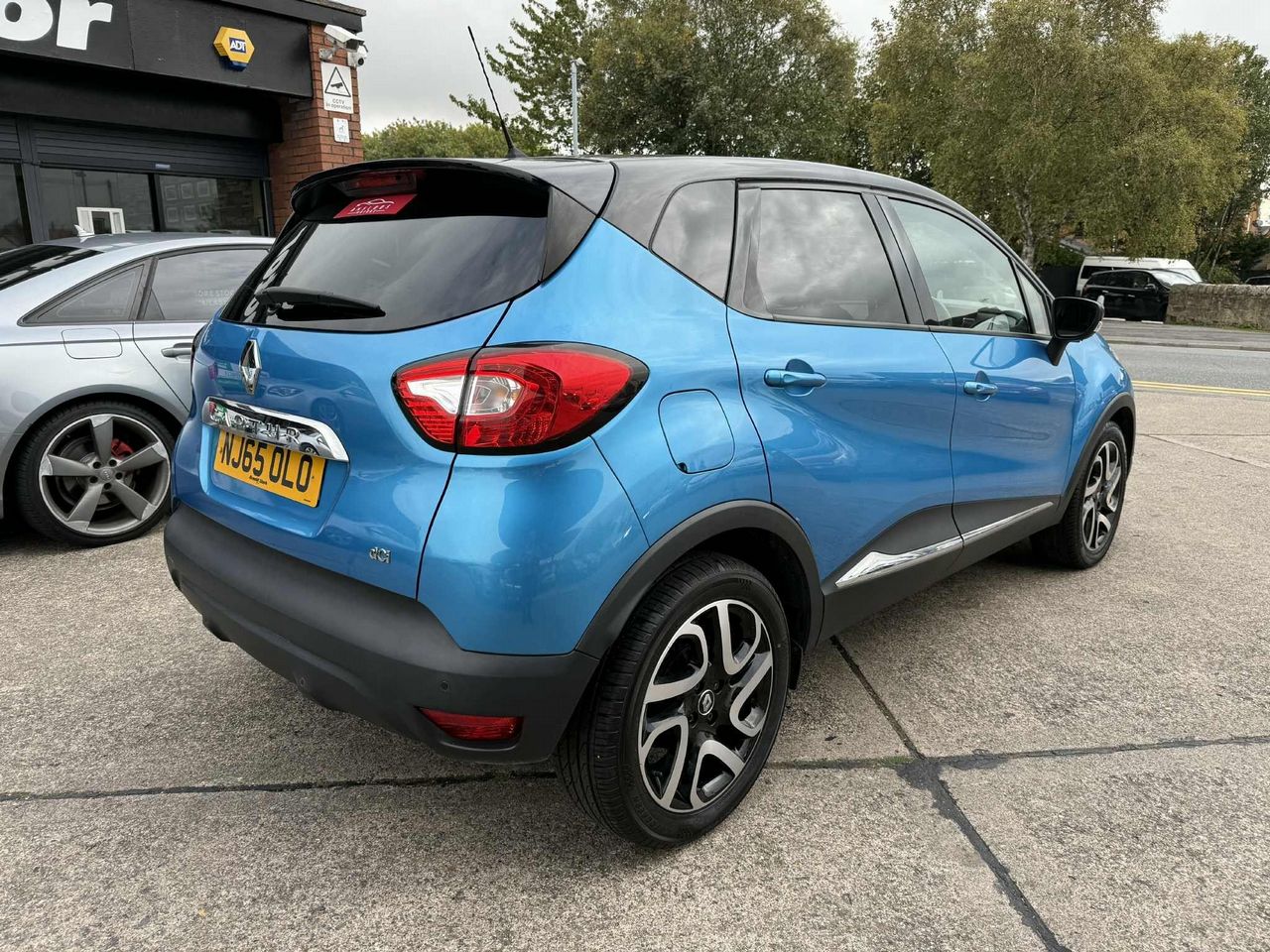 Renault Captur 1.5 dCi ENERGY Dynamique S Nav Euro 6 (s/s) 5dr - Picture 13 of 20