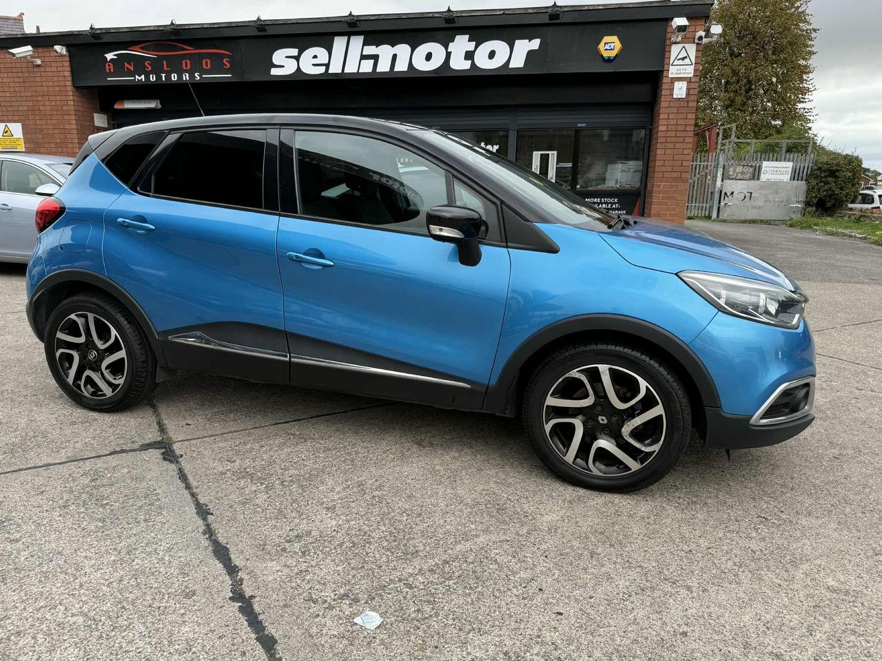 Renault Captur 1.5 dCi ENERGY Dynamique S Nav Euro 6 (s/s) 5dr - Picture 20 of 20