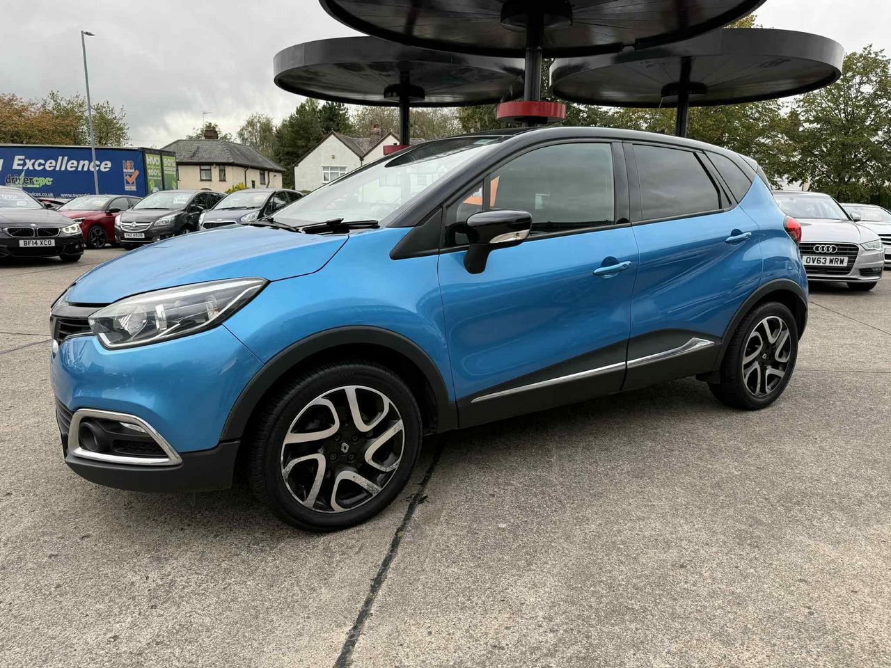 Renault Captur 1.5 dCi ENERGY Dynamique S Nav Euro 6 (s/s) 5dr - Picture 3 of 20