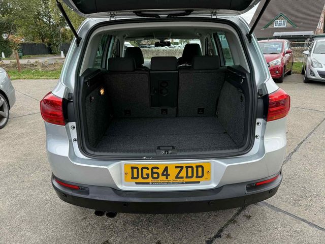 Volkswagen Tiguan 2.0 TDI BlueMotion Tech Match DSG 4WD Euro 5 (s/s) 5dr (2014) - Picture 15
