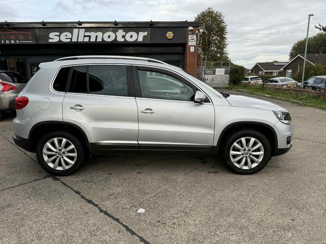 Volkswagen Tiguan 2.0 TDI BlueMotion Tech Match DSG 4WD Euro 5 (s/s) 5dr (2014) - Picture 9